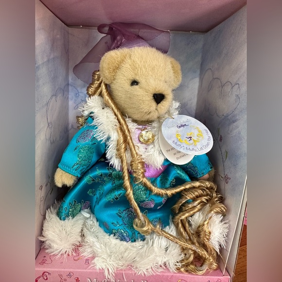 MUFFY VANDERBEAR COUTURE LIMITED EDITION RAPUNZEL NIB - Picture 4 of 13